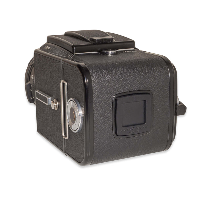 Hasselblad 501C + Planar T* 80mm f/2.8 (C)