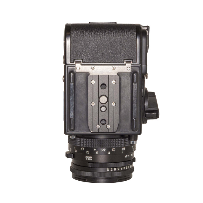 Hasselblad 501C + Planar T* 80mm f/2.8 (C)