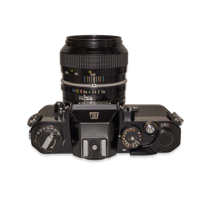 Nikormat EL, Black + Nikkor 50mm f/1.4