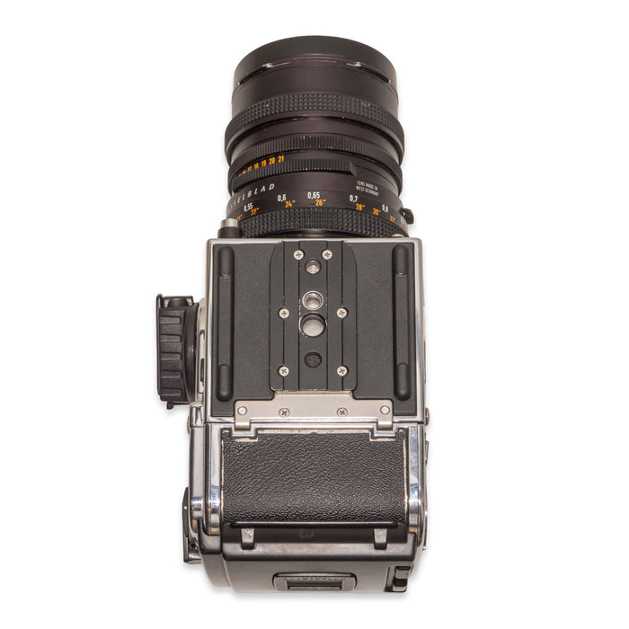 Hasselblad 501CM + Distagon 50mm f/4 T* CF