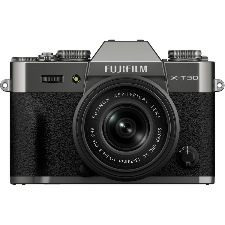 Fujifilm X-T30 III, Charcoal Silver + 13-33mm f/3.5-6.3