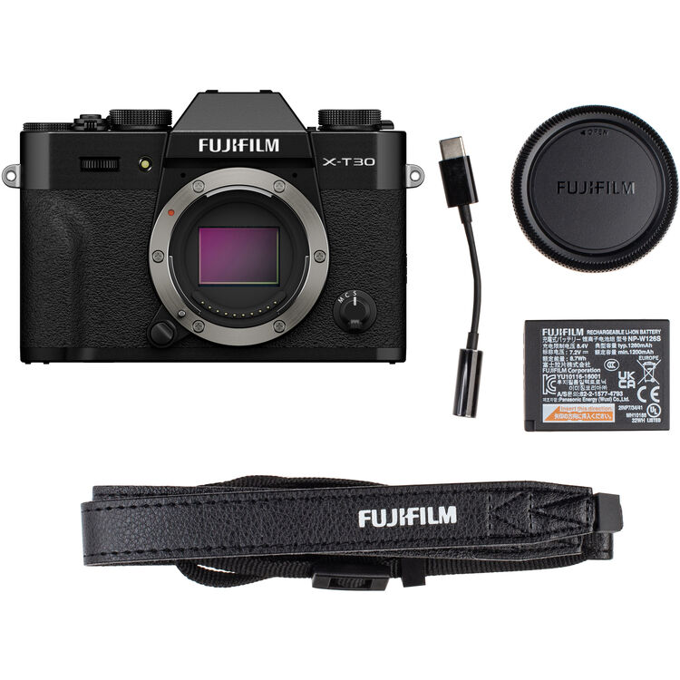 Fujifilm X-T30 III, Black + 13-33mm f/3.5-6.3