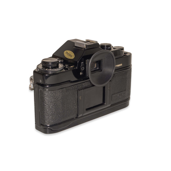 Canon A-1 + Canon FD 50mm F/1.8