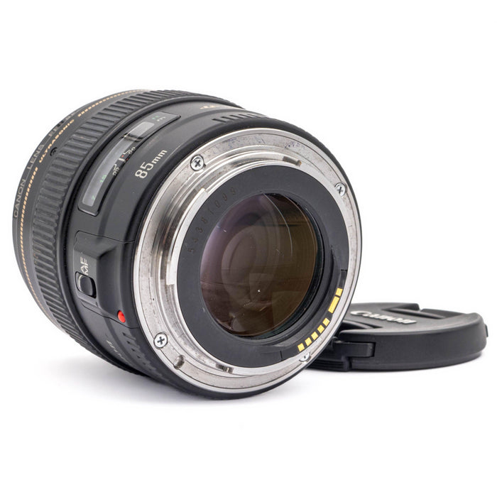 Canon EF 85mm f/1.8 USM