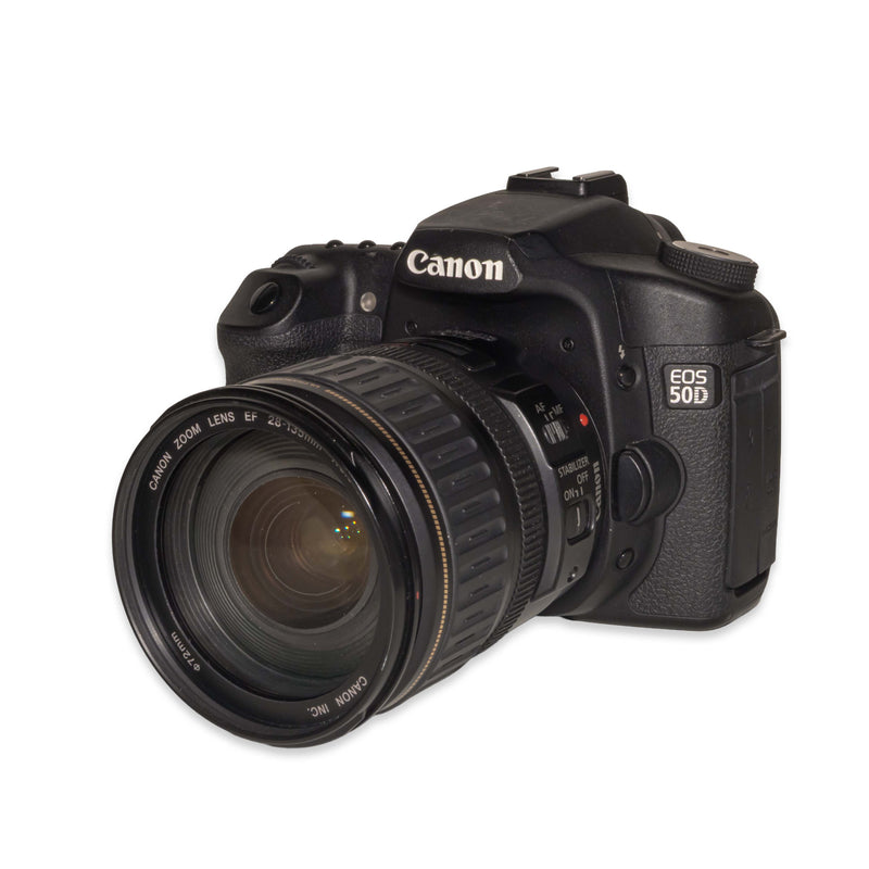Canon EOS 50D + EF 28-135mm IS