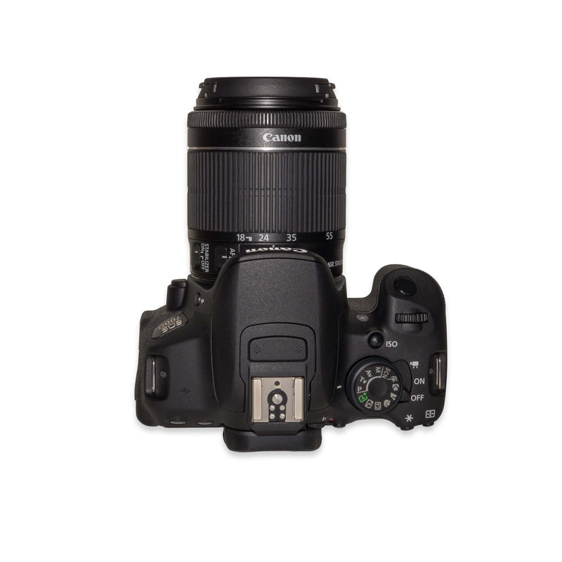 Canon EOS 700D + EF-s 18-55mm