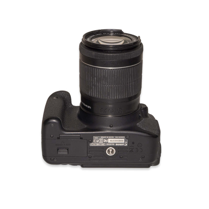 Canon EOS 700D + EF-s 18-55mm IS STM + 75-300mm 4-5.6 III