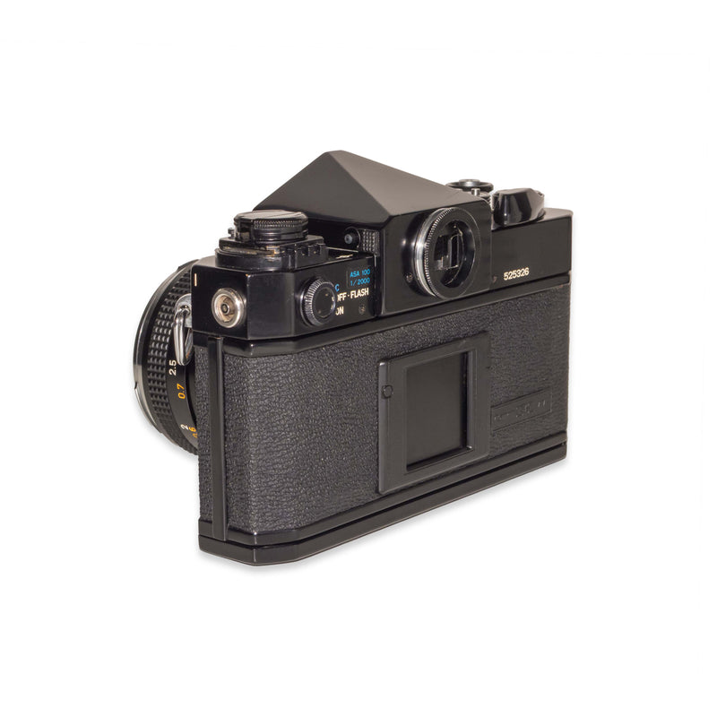 Canon F-1 + 50mm f/1.8