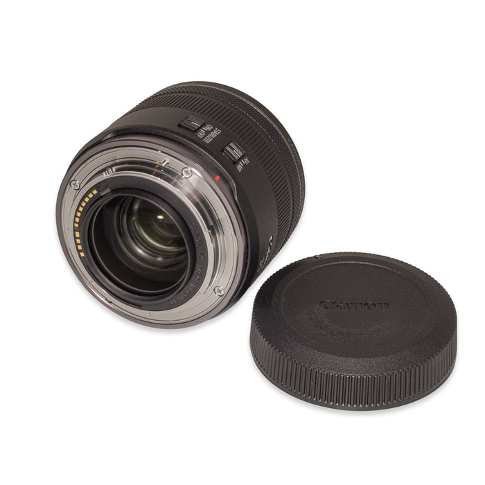 Canon RF 35mm f/1.8 Macro IS STM