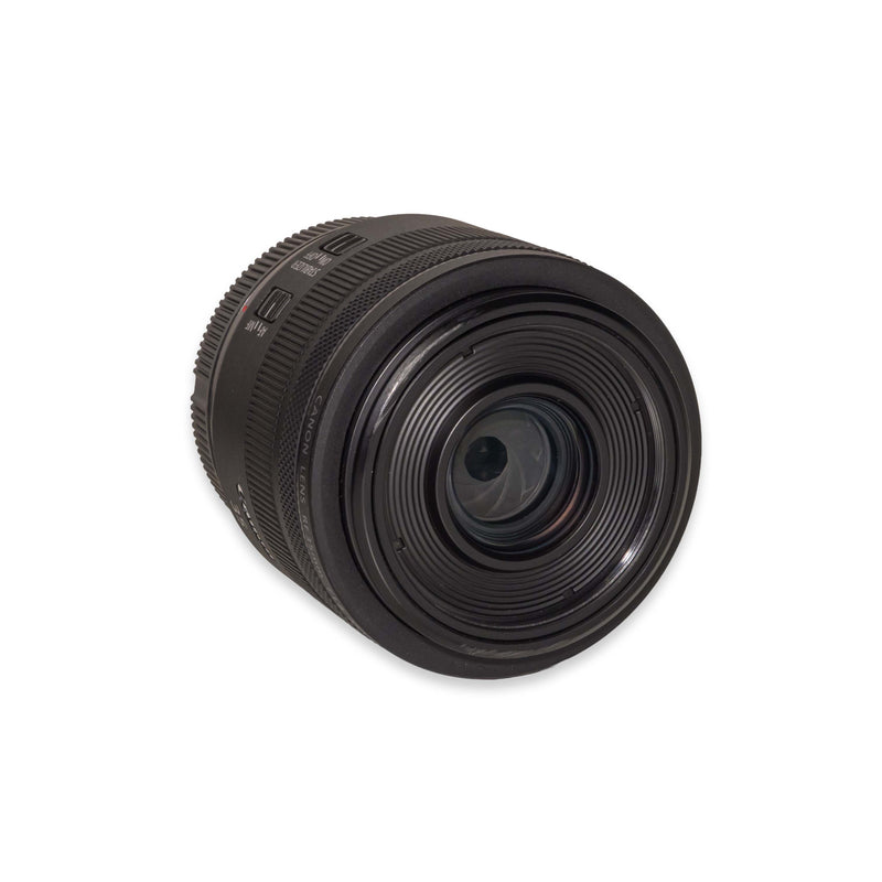 Canon RF 35mm f/1.8 Macro IS STM