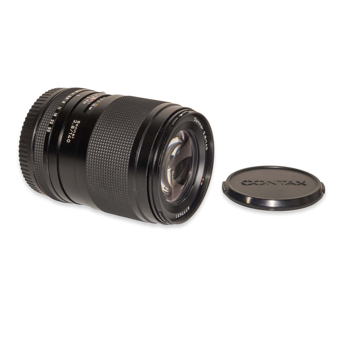 Contax 645 AF + Planar 80/2 + Distagon 45/2.8 + Sonnar 140/2.8