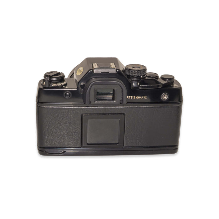 Contax RTS II + Planar 85mm f/1.4 + Distagon 25mm f/2.8