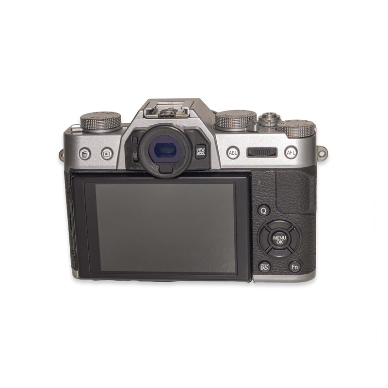 Fujifilm X-T10 + 18-55mm f/2.8-4