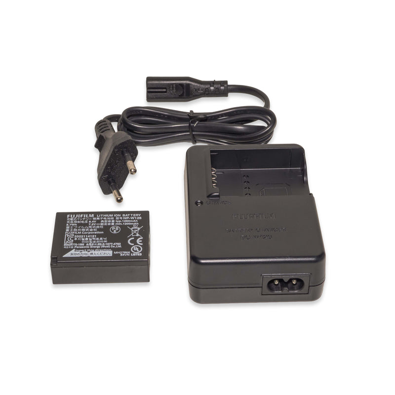 Fujifilm X-T10 + 18-55mm f/2.8-4