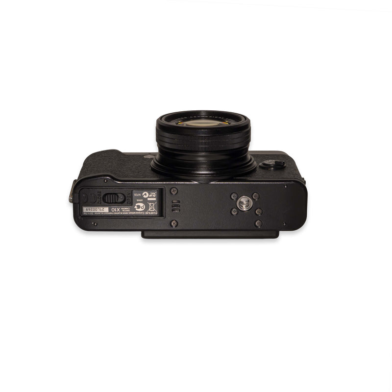 Fujifilm X10