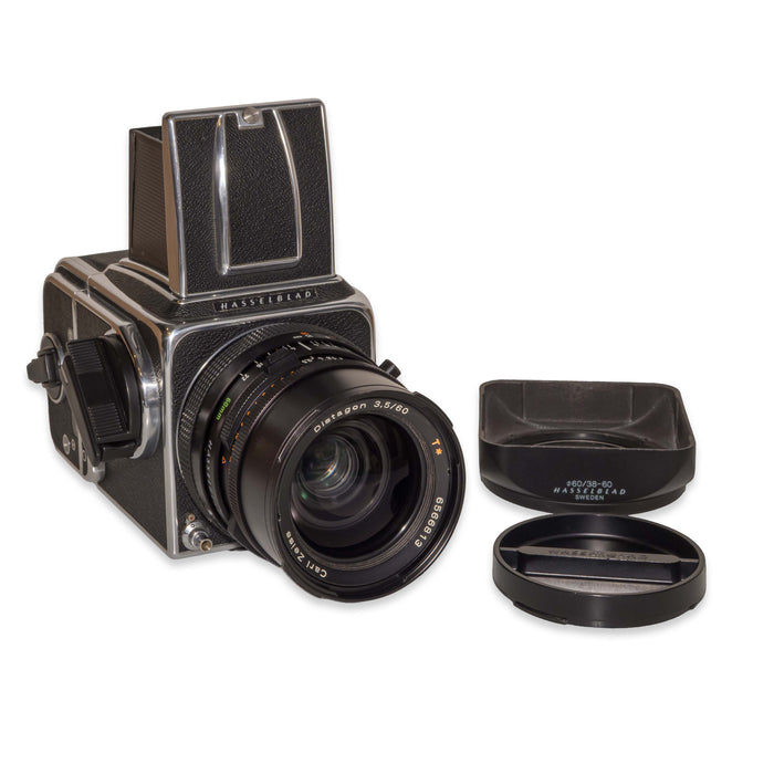 Hasselblad 500C/M + Distagon T* 60mm f/3.5 CF