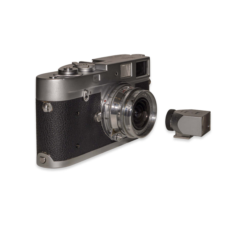 Leica M1 "Snapshot" con 21mm Super-Angulon e Mirino