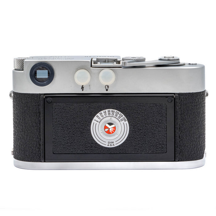 Leica M2