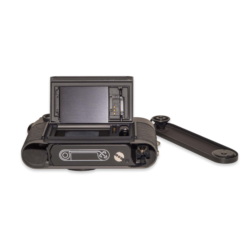 Leica M6 0.72, "Leitz Vers. I" Black chrome (Schwz)