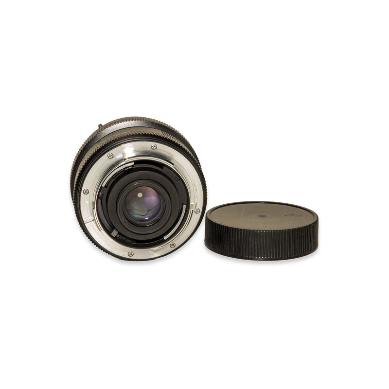 Leitz ELMARIT-R 24mm f/2.8, 3 cam