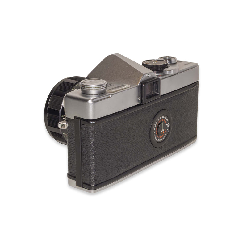 Minolta SR-7 + 58mm f/1.4 PF