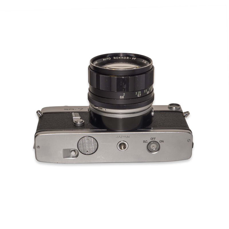 Minolta SR-7 + 58mm f/1.4 PF