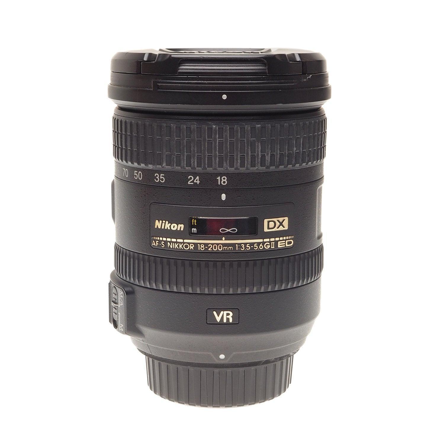 Nikon AF-S DX NIKKOR 18-200mm f/3.5-5.6G ED VR II