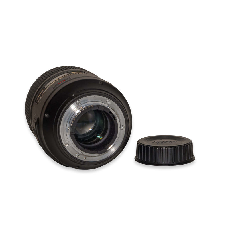 Nikon AF-S Micro-NIKKOR 105mm f/2.8G IF-ED VR