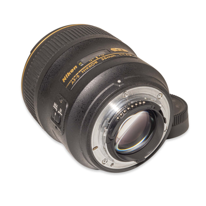 Nikon AF-S NIKKOR 35mm f/1.4G