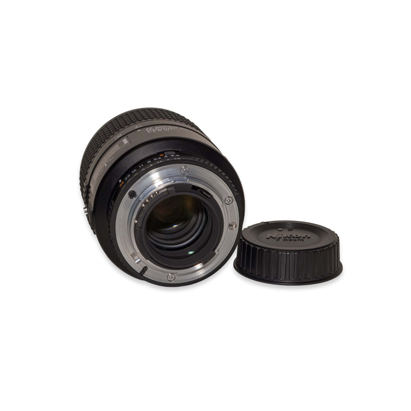 Nikon AF Micro-NIKKOR 105mm f/2.8D