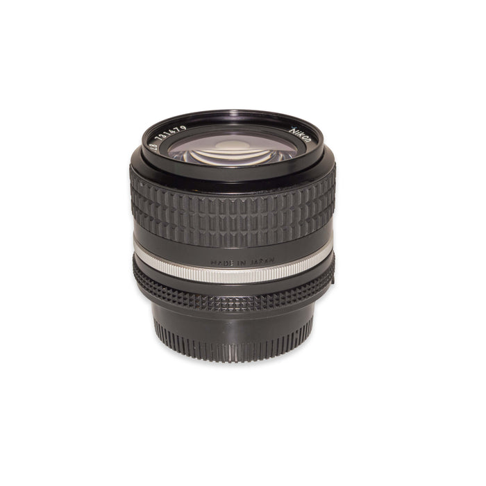 Nikon AI-S NIKKOR 24mm f/2.8