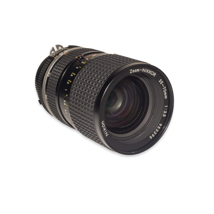 Nikon AI-S Zoom-NIKKOR 35-70mm f/3.5