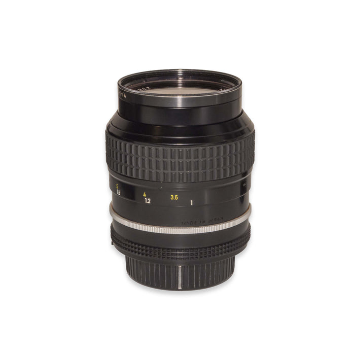 Nikon AI NIKKOR 105mm f/2.5