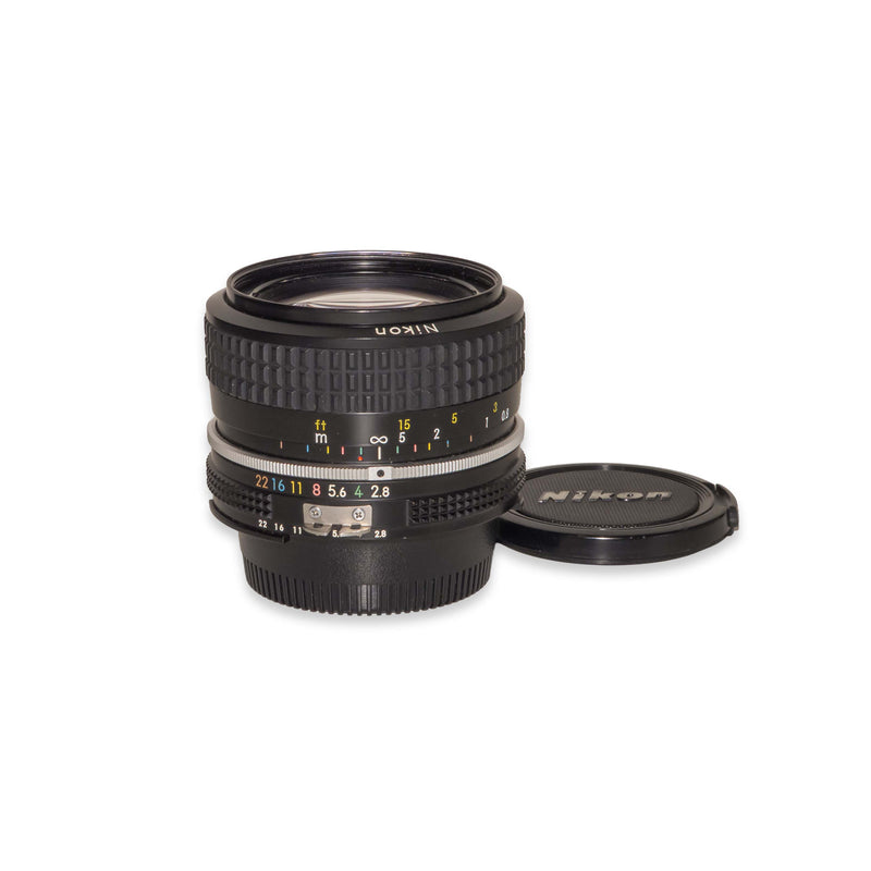 Nikon AI NIKKOR 28mm f/2.8