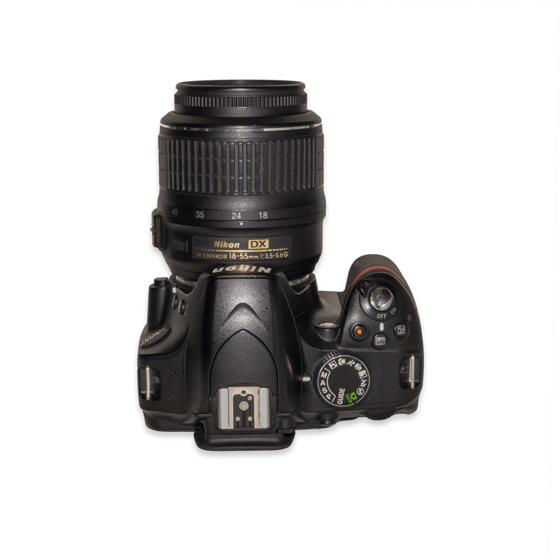 Nikon D3200 + 18-55mm G VR