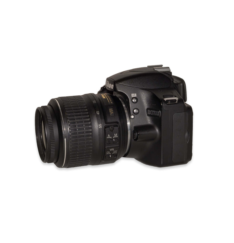 Nikon D3200 + 18-55mm G VR