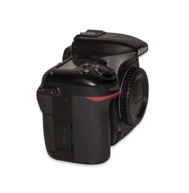 Nikon D7500