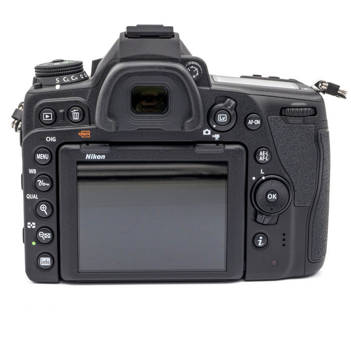 Nikon D780