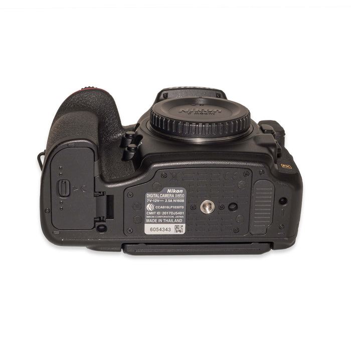 Nikon D850