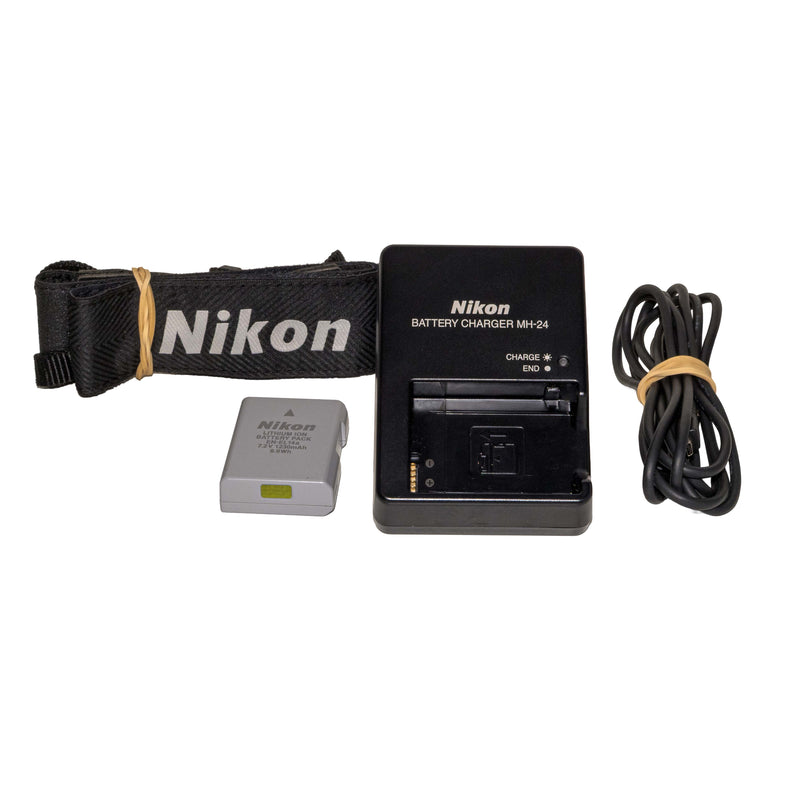Nikon DF + AF-S NIkkor 50mm f/1.8 G special edition