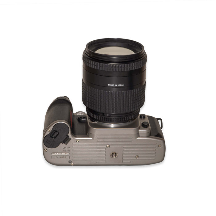 Nikon F80 + AF 28-105mm f/3.5-4.5 D