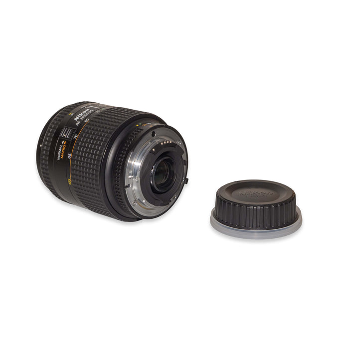 Nikon F80 + AF 28-105mm f/3.5-4.5 D