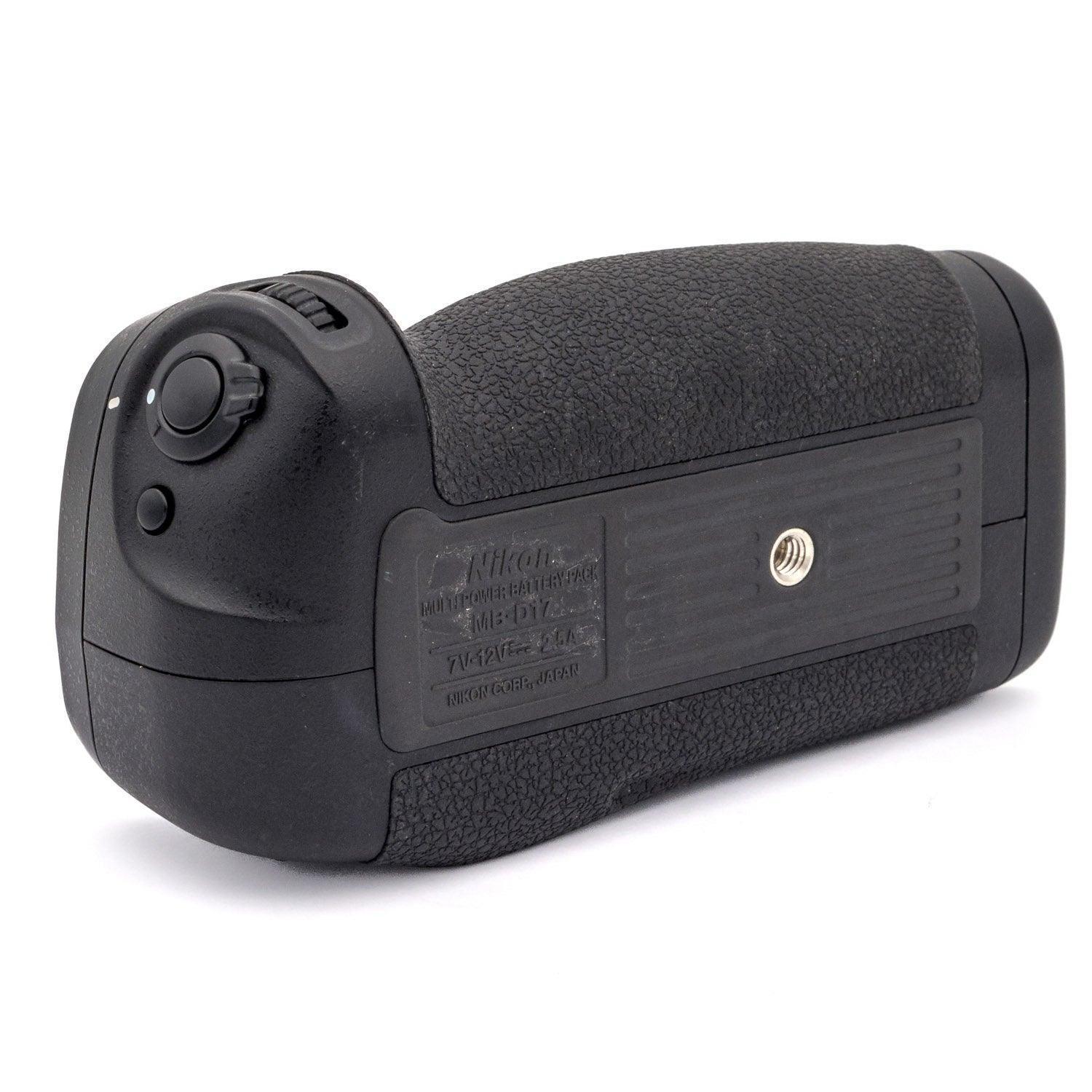 Nikon D500 ＋Nikon MB-D17 Nikon MB-D17 Multi Power Battery Pack for D500 27169 B&H Photo