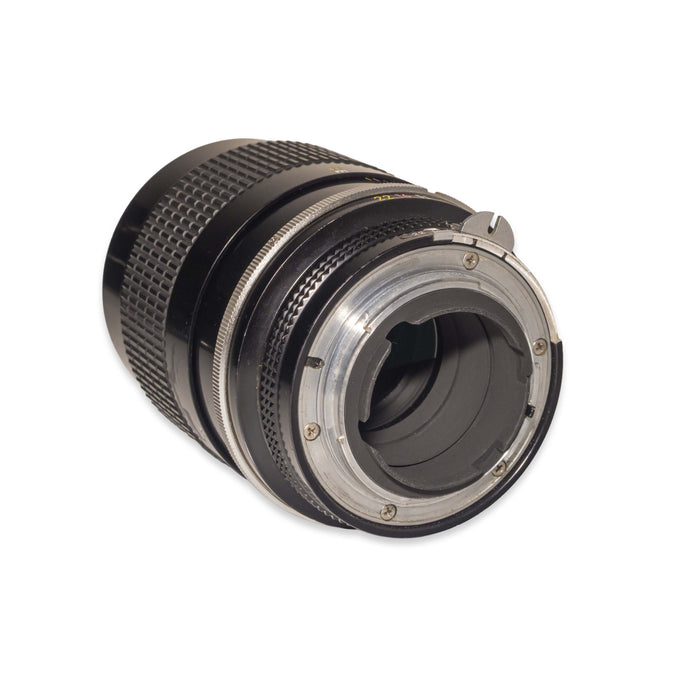 Nikon NIKKOR 135mm f/2.8