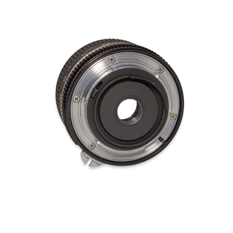 Nikon NIKKOR 28mm f/3.5