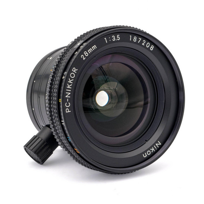 Nikon PC-NIKKOR 28mm f/3.5 (mod. Leica R)