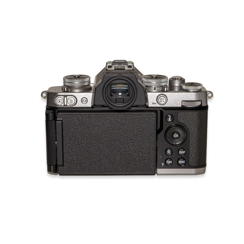 Nikon Zfc + Nikon NIKKOR Z 28mm f/2.8 SE