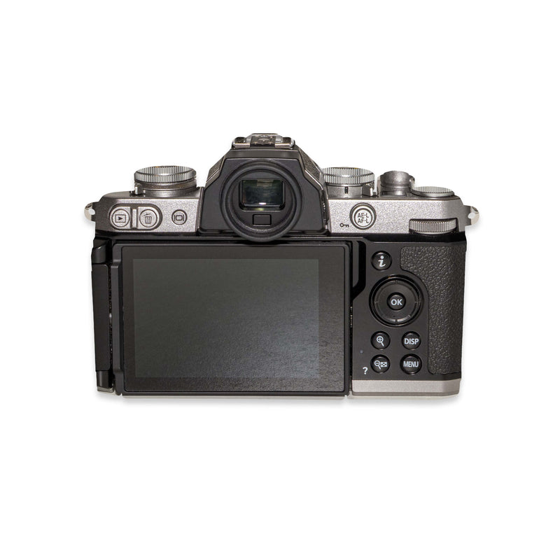 Nikon Zfc + Nikon NIKKOR Z 28mm f/2.8 SE