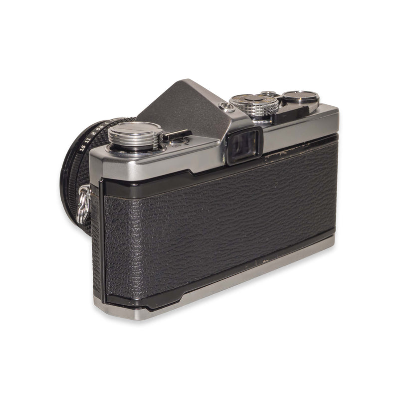 Olympus OM-1 + 50mm f/1.8