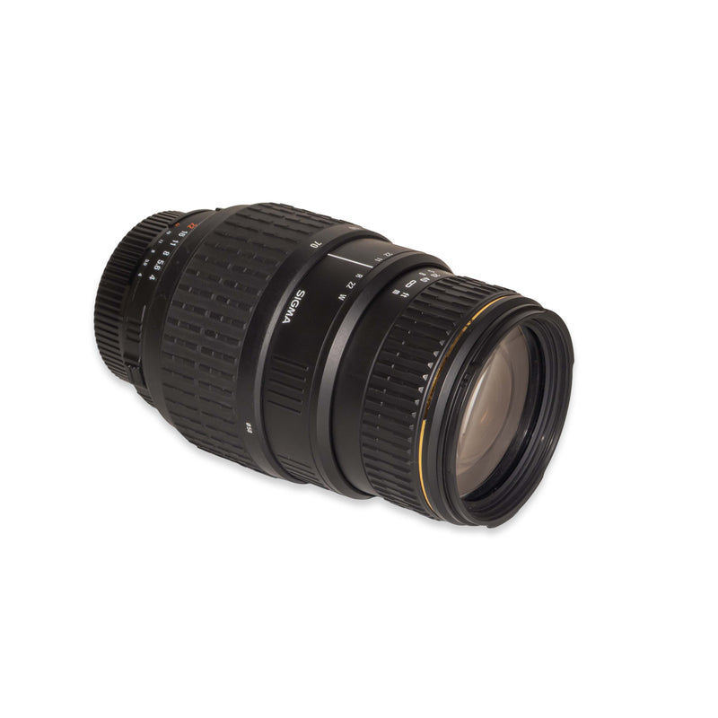 Sigma 70-300mm f/4-5.6 Macro per Nikon AF